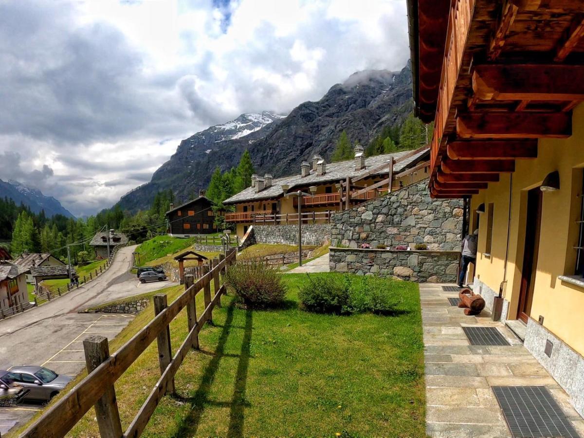 Punta Vittoria Sub 14 - Residence Anderbatt Gressoney - 3 Locali - Cir N 0010 Staval Exteriör bild