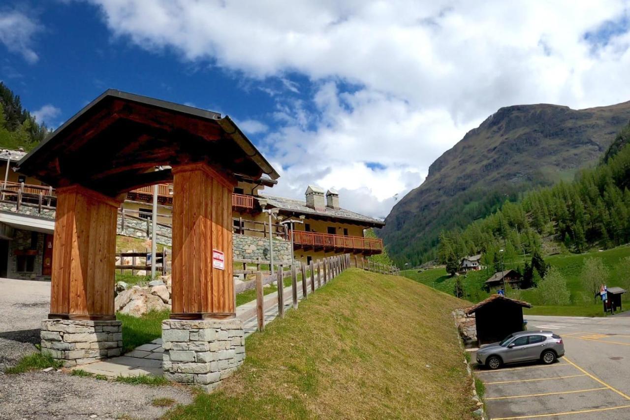 Punta Vittoria Sub 14 - Residence Anderbatt Gressoney - 3 Locali - Cir N 0010 Staval Exteriör bild